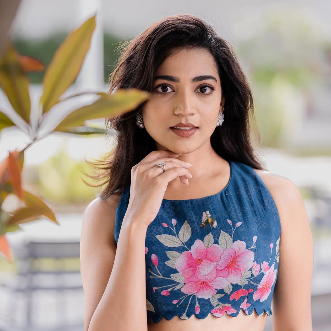 Navy Blue Sleeveless Floral Crop Top & Lehenga Set